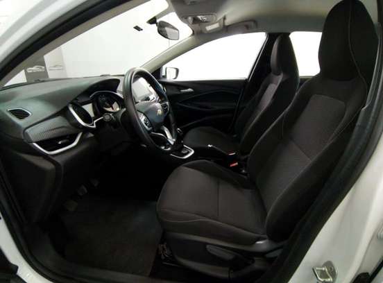 CHEVROLET-ONIX-2025