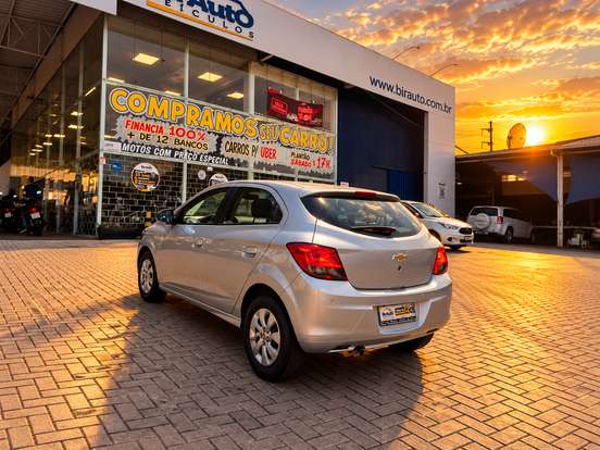 CHEVROLET-ONIX-1.0 MPFI JOY 8V FLEX 4P MANUAL CHEVROLET-ONIX-2019