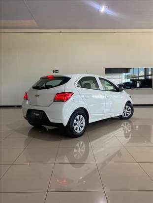 CHEVROLET-ONIX-2019