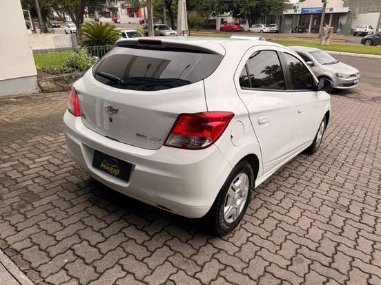 CHEVROLET-ONIX-1.0 MPFI JOY 8V FLEX 4P MANUAL CHEVROLET-ONIX-2017