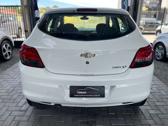 CHEVROLET-ONIX-2014