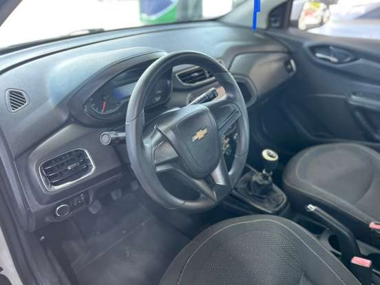 CHEVROLET-ONIX-2014
