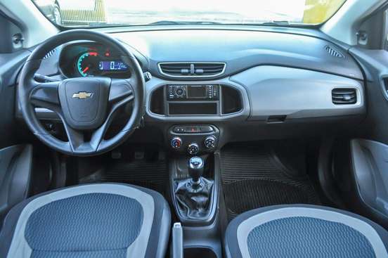 CHEVROLET-ONIX-2016