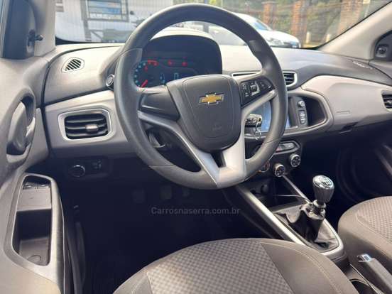CHEVROLET-ONIX-2016