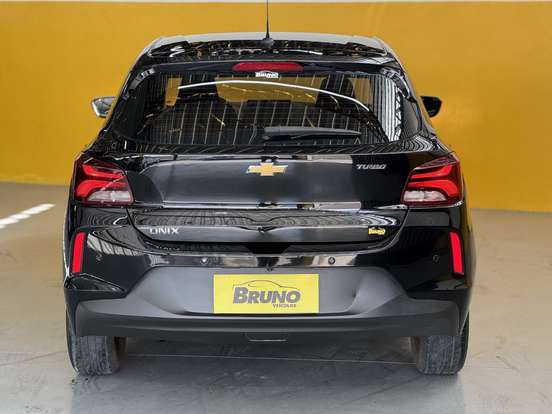 CHEVROLET-ONIX-2021