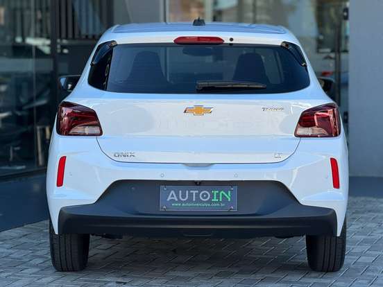 CHEVROLET-ONIX-2024