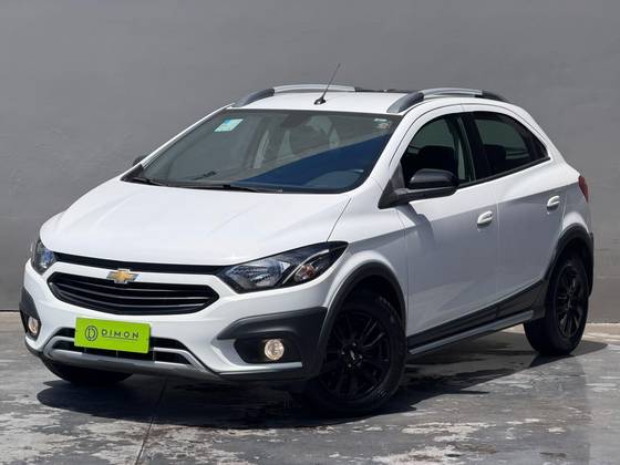 CHEVROLET ONIX 1.4 MPFI ACTIV 8V FLEX 4P AUTOMÁTICO