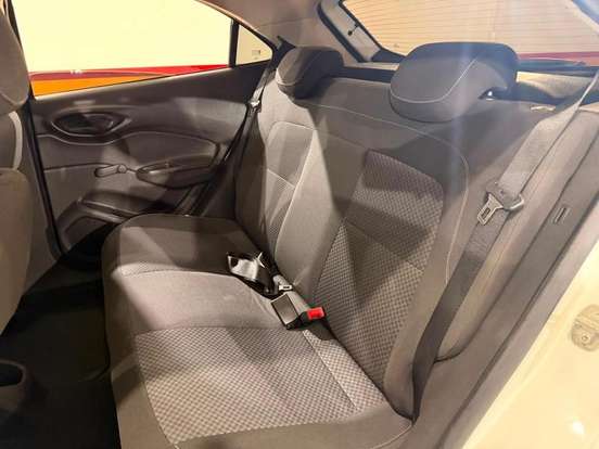 CHEVROLET-ONIX-1.4 MPFI ACTIV 8V FLEX 4P AUTOMÁTICO CHEVROLET-ONIX-2016