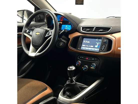 CHEVROLET-ONIX-2018