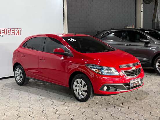 CHEVROLET-ONIX-2015