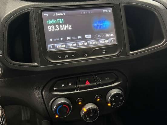 CHEVROLET-ONIX-2015