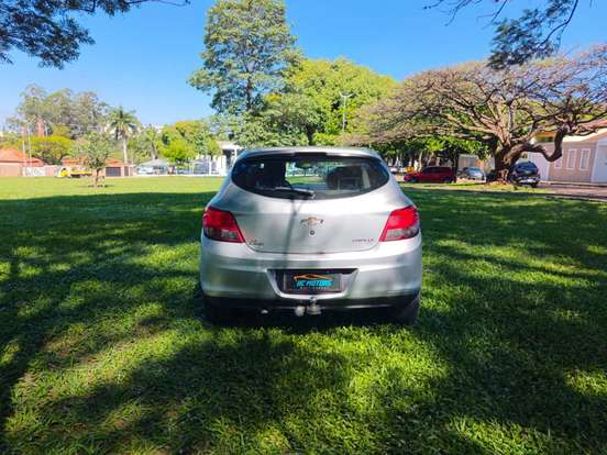 CHEVROLET-ONIX-1.4 MPFI LT 8V FLEX 4P MANUAL CHEVROLET-ONIX-2013