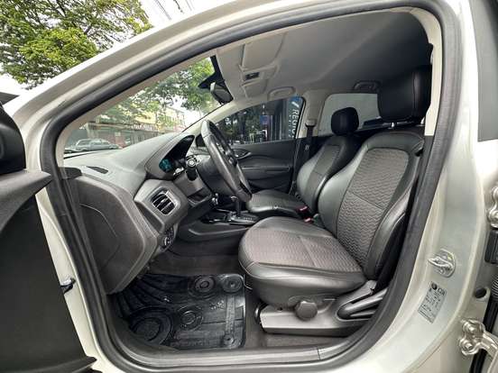 CHEVROLET-ONIX-2017