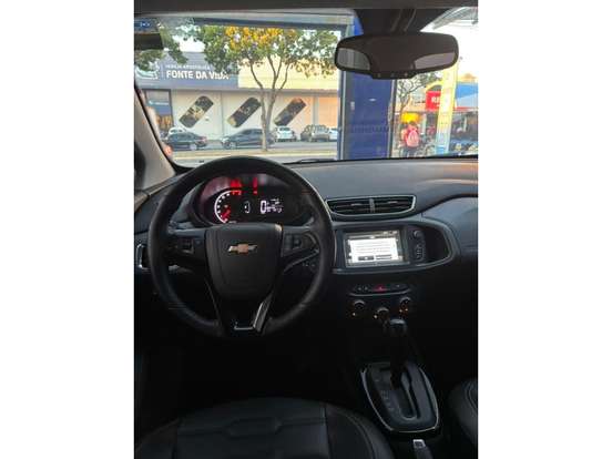 CHEVROLET-ONIX-2018
