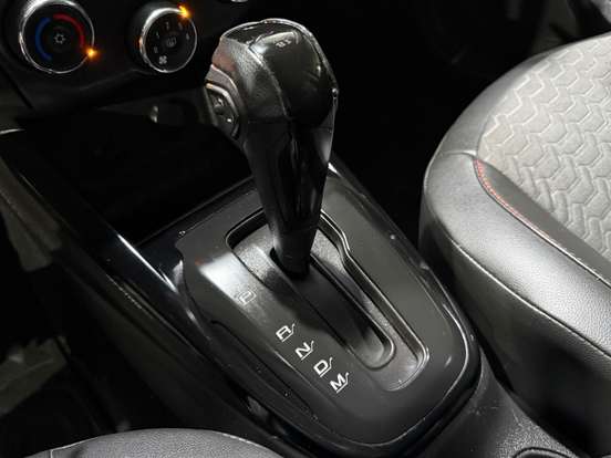 CHEVROLET-ONIX-1.4 MPFI LTZ 8V FLEX 4P AUTOMÁTICO CHEVROLET-ONIX-2018