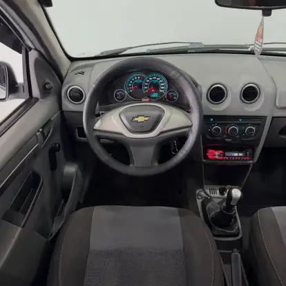 CHEVROLET-PRISMA-2012
