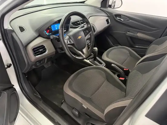 CHEVROLET-PRISMA-2014
