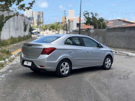CHEVROLET-PRISMA-2018