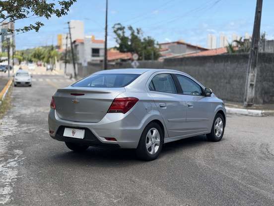 CHEVROLET-PRISMA-2018