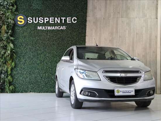 CHEVROLET-PRISMA-2013