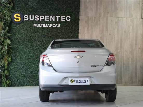 CHEVROLET-PRISMA-2013