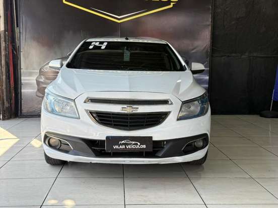 CHEVROLET-PRISMA-2013