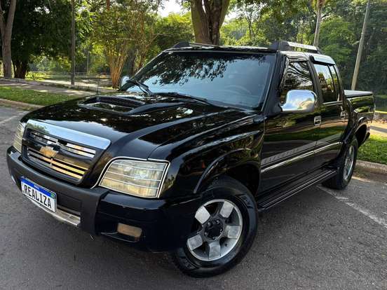 CHEVROLET-S10-2.4 MPFI EXECUTIVE 4X2 CD 8V FLEX 4P MANUAL CHEVROLET-S10-2011
