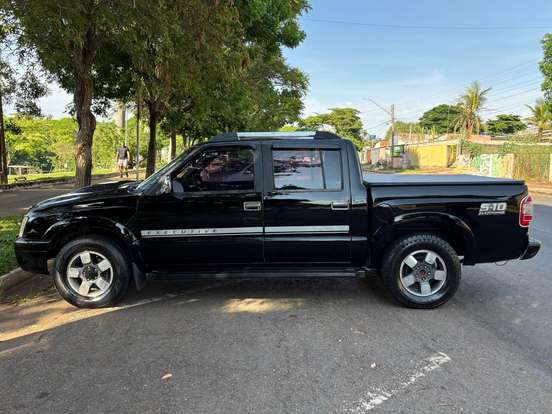 CHEVROLET-S10-2.4 MPFI EXECUTIVE 4X2 CD 8V FLEX 4P MANUAL CHEVROLET-S10-2011