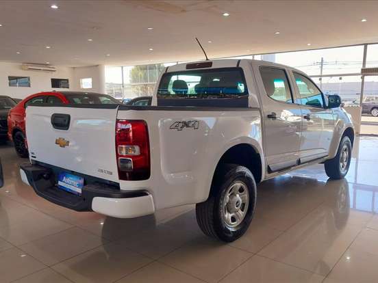 CHEVROLET-S10-2.8 16V TURBO DIESEL LS CD 4X4 MANUAL CHEVROLET-S10-2023