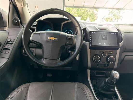 CHEVROLET-S10-2.8 LT 4X4 CD 16V TURBO DIESEL 4P MANUAL CHEVROLET-S10-2013