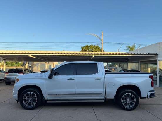 CHEVROLET-SILVERADO-2023
