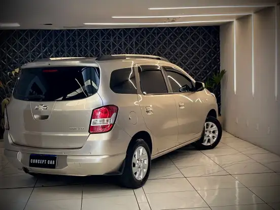 CHEVROLET-SPIN-2014