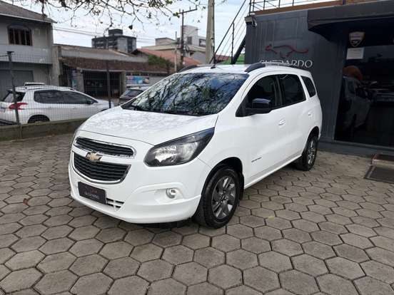 CHEVROLET-SPIN-2018