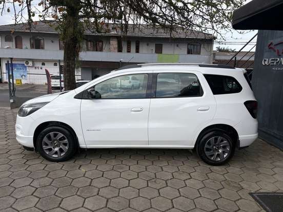 CHEVROLET-SPIN-2018