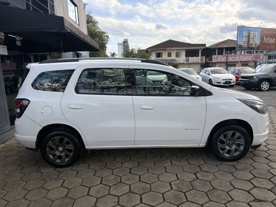 CHEVROLET-SPIN-2018