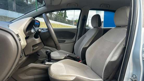 CHEVROLET-SPIN-1.8 LTZ 8V FLEX 4P AUTOMÁTICO CHEVROLET-SPIN-2012