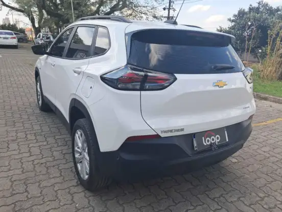 CHEVROLET-TRACKER-2025