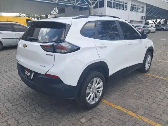CHEVROLET-TRACKER-2025
