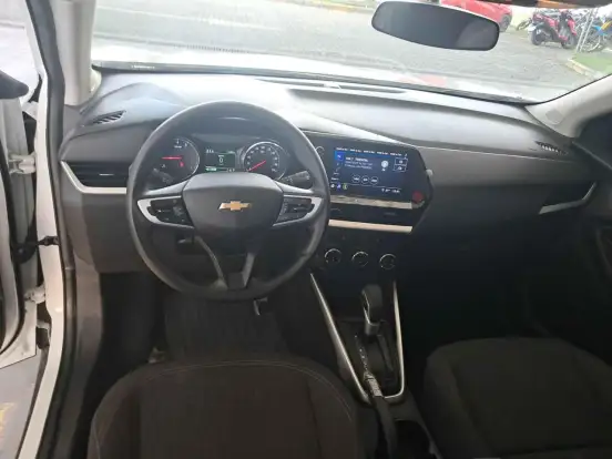CHEVROLET-TRACKER-2025
