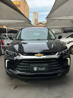 CHEVROLET-TRACKER-2023