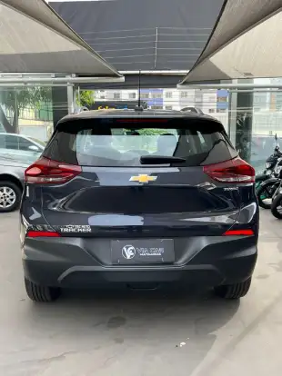 CHEVROLET-TRACKER-2023
