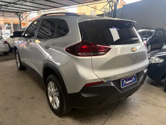 CHEVROLET-TRACKER-2022