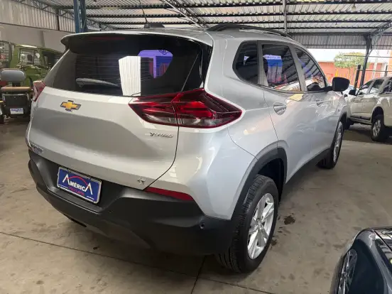 CHEVROLET-TRACKER-2022