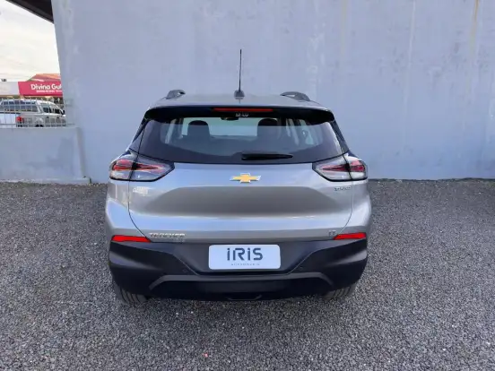 CHEVROLET-TRACKER-2025