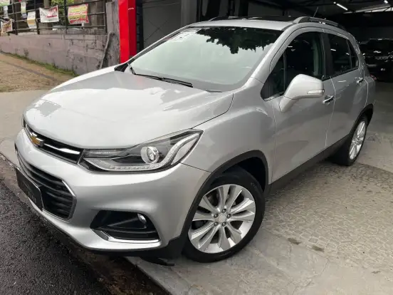 CHEVROLET-TRACKER-2018