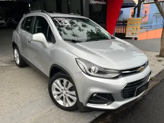 CHEVROLET-TRACKER-2018