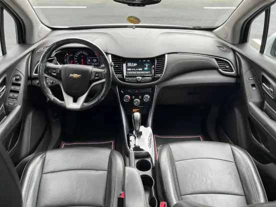 CHEVROLET-TRACKER-2018