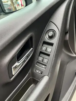 CHEVROLET-TRACKER-2018