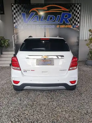 CHEVROLET-TRACKER-2018