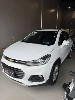 CHEVROLET-TRACKER-2018